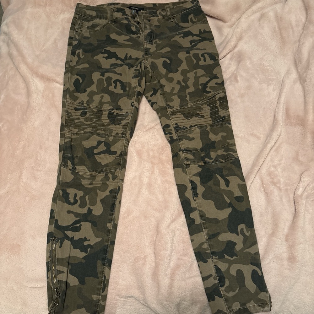 Forever 21 Kids Camouflage Jeans
